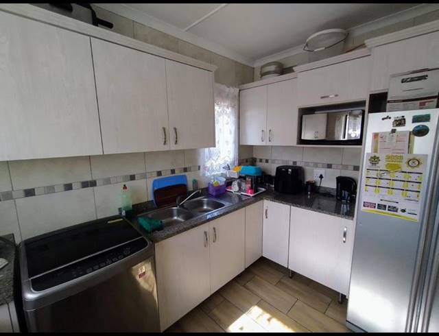 3 BEDROOM HOUSE FOR SALE IN HILLARY